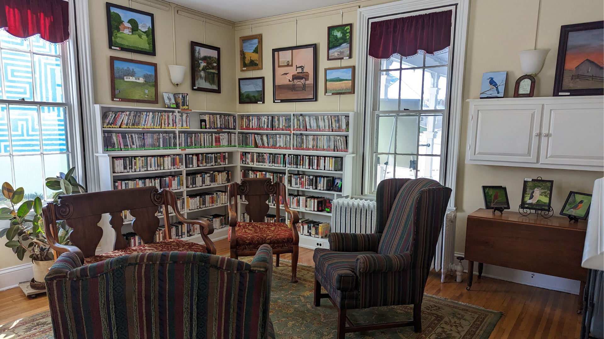 The Parlor - Strasburg Community Library